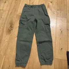 ユニクロ キッズカーゴパンツ ロングパンツ カーキ 160cm