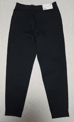 UNIQLO ウルトラストレッチアクティブアンクルパンツ 黒 S