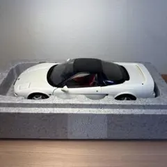 オートアート　ホンダ　NSX TYPE R 1/18 ミニカー　ホワイトのサムネイル