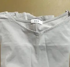 a.v.v グレーベージュ　長袖 Tシャツ