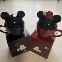 新品ディズニーストア正規品ミッキー&ミニーフ 夕付きペアマグカップスー プ兼用