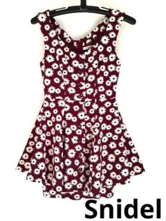Snidel 花柄 ノースリーブ ミニワンピース　ペプラム　タイト　フレア