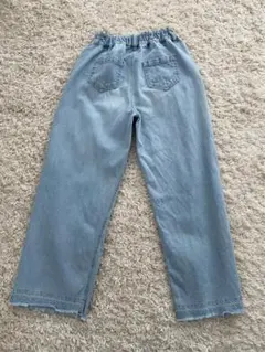 ワイドレッグデニム 薄い青