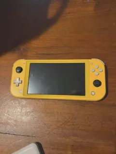 Z*A様 Nintendo Switch Lite本体 イエロー ジャンク - メルカリ