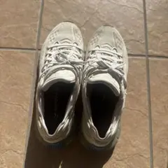 Reebokスニーカー