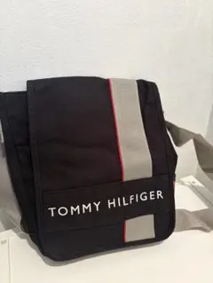 TOMMY HILFIGER ショルダーバッグ 黒 布 キャンバス