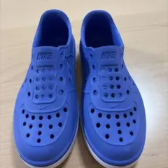 Nike 紫 サンダル