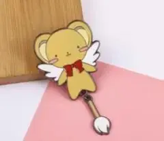 クマのキャラクター ピンバッチ