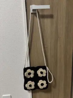 かぎ編み　ショルダーバック　ハンドメイド　花柄　グラニースクエア　モチーフ