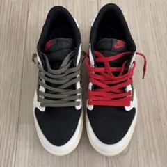 Travis Scott Medium Olive 22のサムネイル
