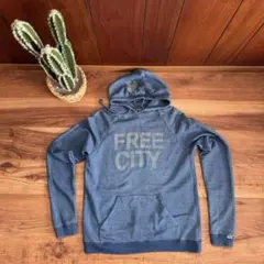 R*a様 新品 FREECITY フリーシティ パーカー ロゴスウェット フーデ R*a様 新品 FREECITY フリーシティ パーカー ロゴスウェット フーデ