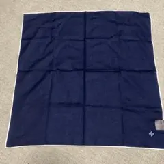 セリーヌ　ハンカチ　ネイビー
