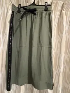 N°21 オリーブグリーン 膝丈スカート Mサイズ