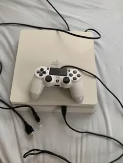 PlayStation 4 本体 ホワイト コントローラー付き　ヘッドセット付き
