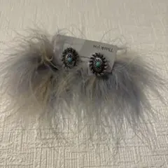 新品　ファー付き　ターコイズ　スタッドピアス　Y2K ハロウィン