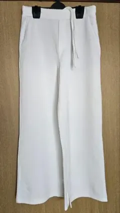 モコアズ スウェットパンツ ホワイト