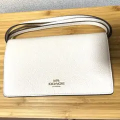 【本日限定価格】コーチ　バック　ショルダー　ポーチ　アイボリー