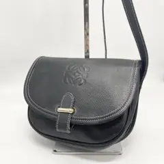 ロエベ　ショルダーバッグ　サコッシュ　ブラック　アナグラム　レザー