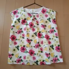 Techichi　花柄ノースリーブシャツ