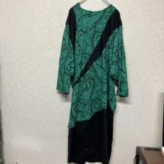 ヴィンテージ風 幾何学×ペイズリー柄 アシンメトリー切り替えワンピース
