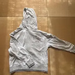 TOMMY JEANS パーカー