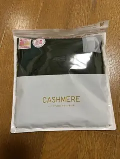 UNIQLO 極暖ヒートテックカシミヤブレンド クルーネックT