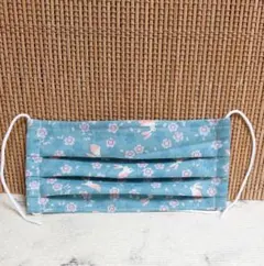 青系にうさぎ模様・ハンドメイドプリーツインナーマスク・ポケット式・ワイヤー有