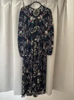 zara 花柄ワンピース　xsのサムネイル