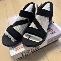 SKECHERS Hands Free Swift Fit サンダルのサムネイル