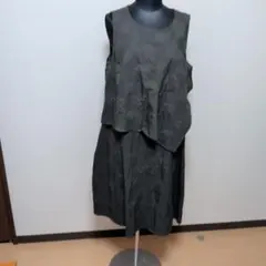 センソユニコ。tb。ドット柄。アシンメトリー。ワンピース。