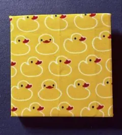 アヒル柄のファブリックパネル