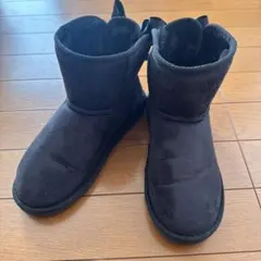a.v.v⭐︎リボン付きムートンブーツ　22センチ