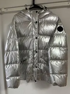 朝美品！　GAP ヘビーウェイトフード付きショートダウンジャケット