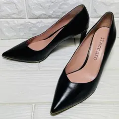 STACCATO 本革 ポインテッドトゥ パンプス 24.5cm Vカット 黒のサムネイル
