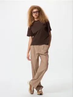uniqlo タックワイドパンツ l