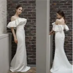 ドレスプロダクション　オフショルダーウェディングドレス