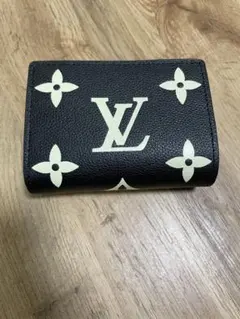 Louis Vuitton モノグラム 二つ折り財布 ノベルティのサムネイル