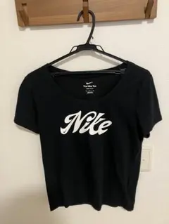 Nike DRI-FIT ブラック Tシャツ M (USED)