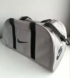 NIKE ナイキ ダッフルバッグ ボストンバッグ グレー