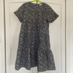 デビロック　花柄 半袖ワンピース　150