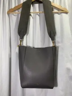 CELINE 旧ロゴ サングル新品同様 石田ゆり子さん私物 - メルカリ
