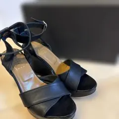 BARNEYS NEW YORK ブラックサンダルのサムネイル