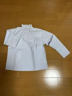 UNIQLO フリルネック ホワイト長袖シャツ