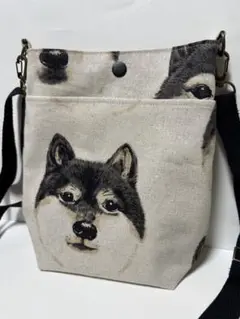 ハンドメイド　ポシェット　ショルダーバッグ　柴犬　黒柴　豆柴