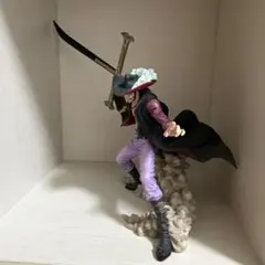 ワンピース一番くじ ミホークフィギュア