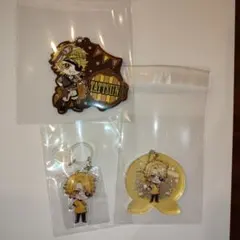 カラフルピーチ　グリッターホロキーホルダー　たっつん　3個セット