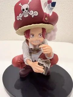 ワンピース シャンクス フィギュア