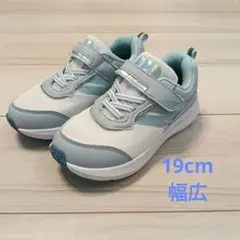 運動靴 スニーカー
