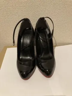 DIANA エナメルブラックハイヒール