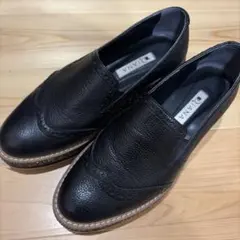 【美品】DIANAダイアナ ウイングチップラメ グリッター 厚底シューズ シボ革のサムネイル